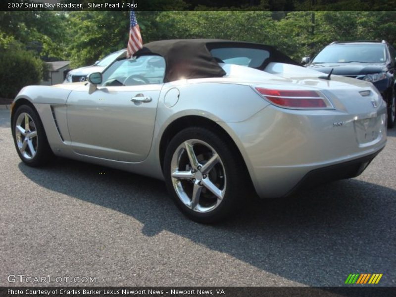 Silver Pearl / Red 2007 Saturn Sky Roadster
