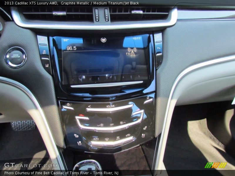 Controls of 2013 XTS Luxury AWD