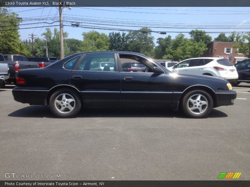 Black / Black 1999 Toyota Avalon XLS