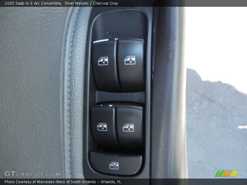 Controls of 2005 9-3 Arc Convertible