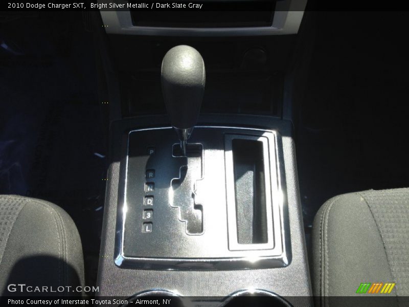 Bright Silver Metallic / Dark Slate Gray 2010 Dodge Charger SXT
