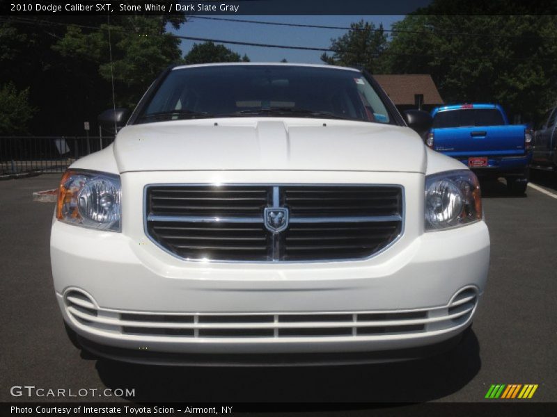 Stone White / Dark Slate Gray 2010 Dodge Caliber SXT