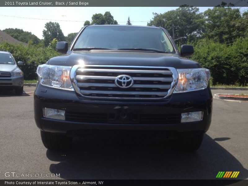 Black / Sand Beige 2011 Toyota Land Cruiser