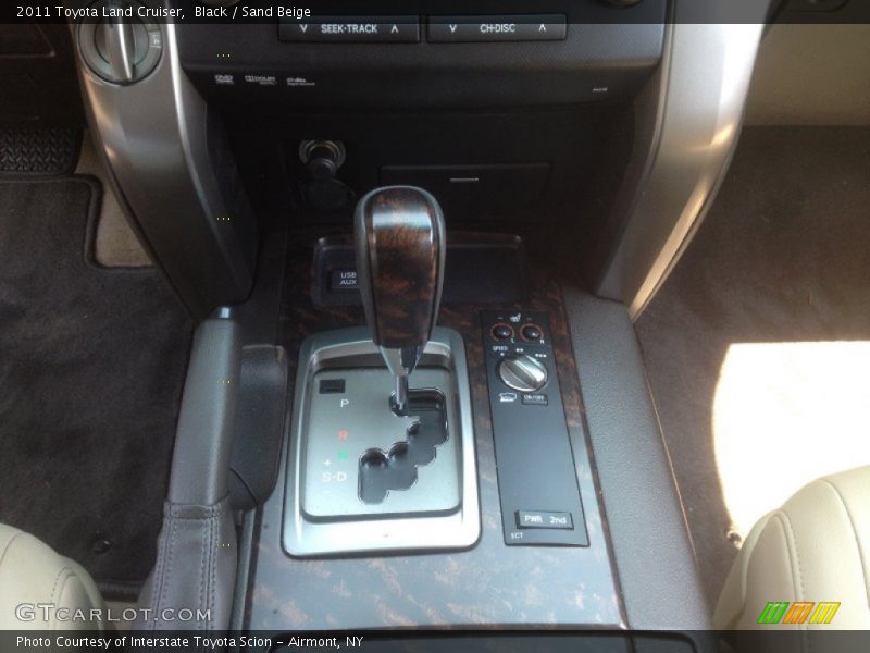 Black / Sand Beige 2011 Toyota Land Cruiser