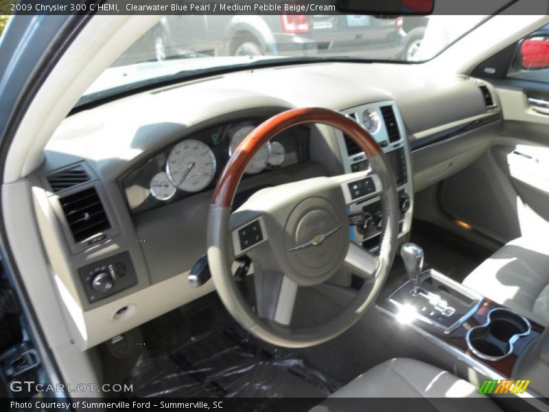 Clearwater Blue Pearl / Medium Pebble Beige/Cream 2009 Chrysler 300 C HEMI