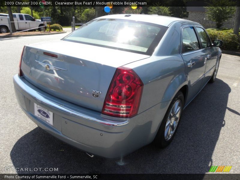 Clearwater Blue Pearl / Medium Pebble Beige/Cream 2009 Chrysler 300 C HEMI