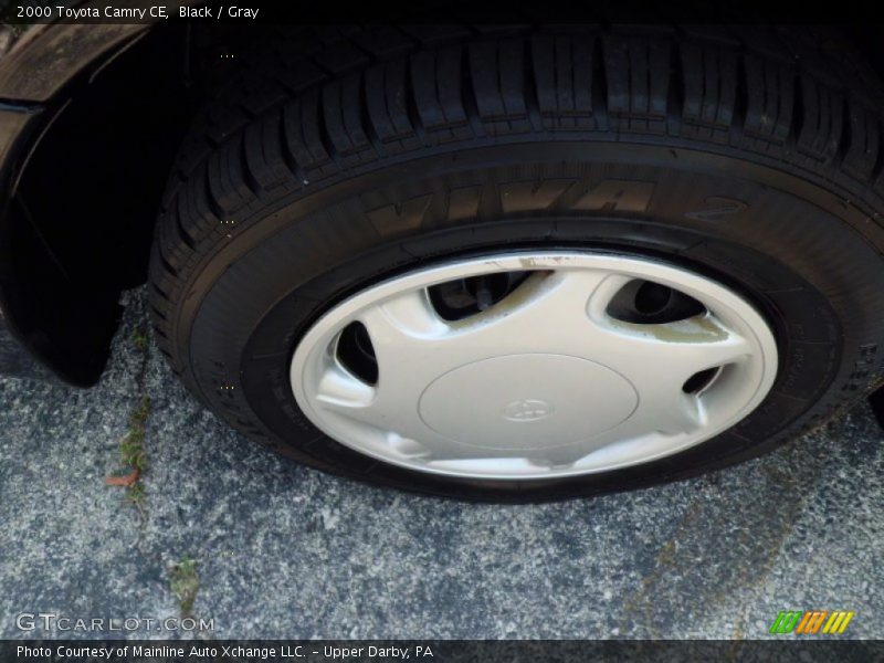 Black / Gray 2000 Toyota Camry CE