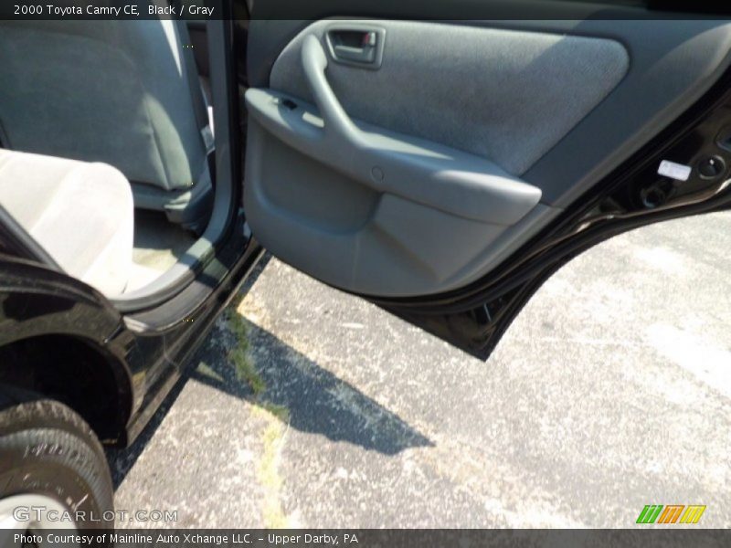 Black / Gray 2000 Toyota Camry CE