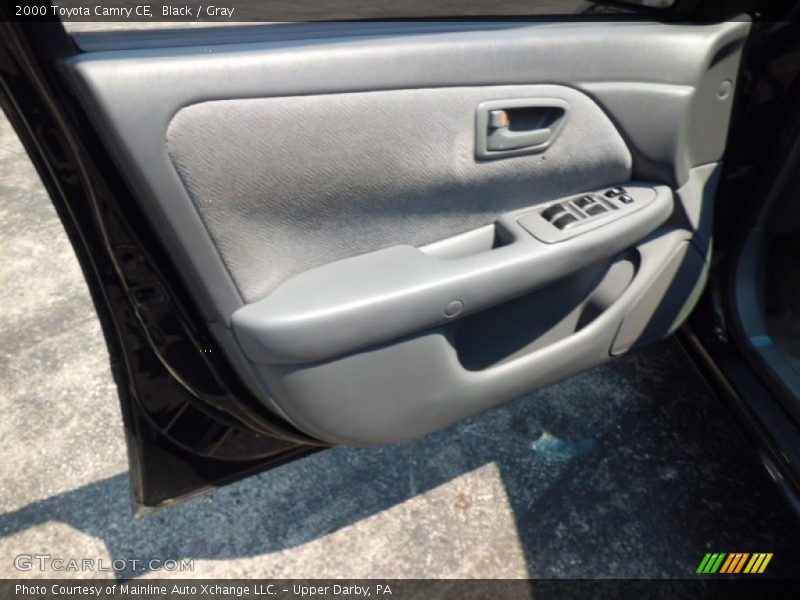 Black / Gray 2000 Toyota Camry CE