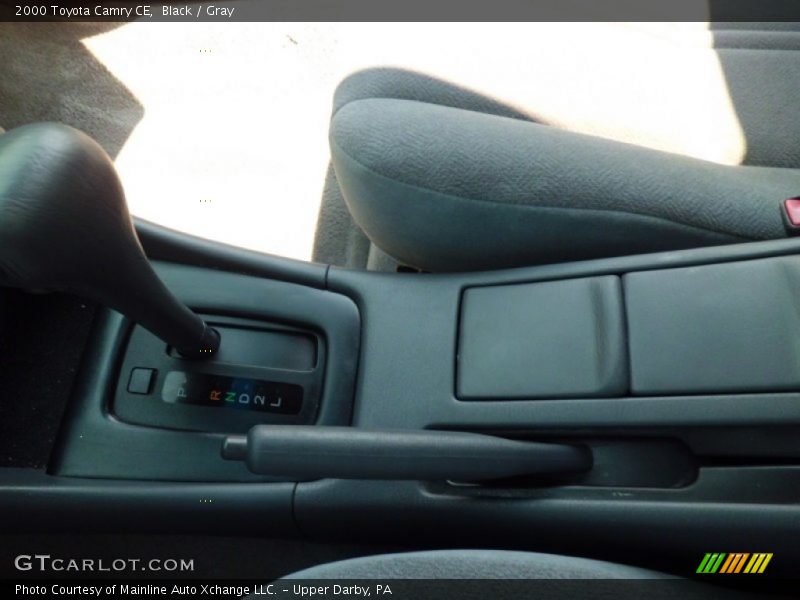 Black / Gray 2000 Toyota Camry CE