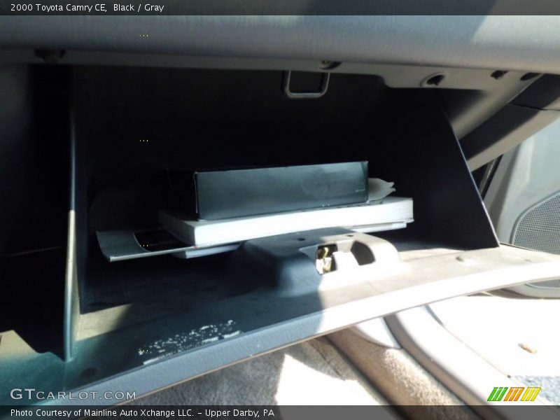 Black / Gray 2000 Toyota Camry CE