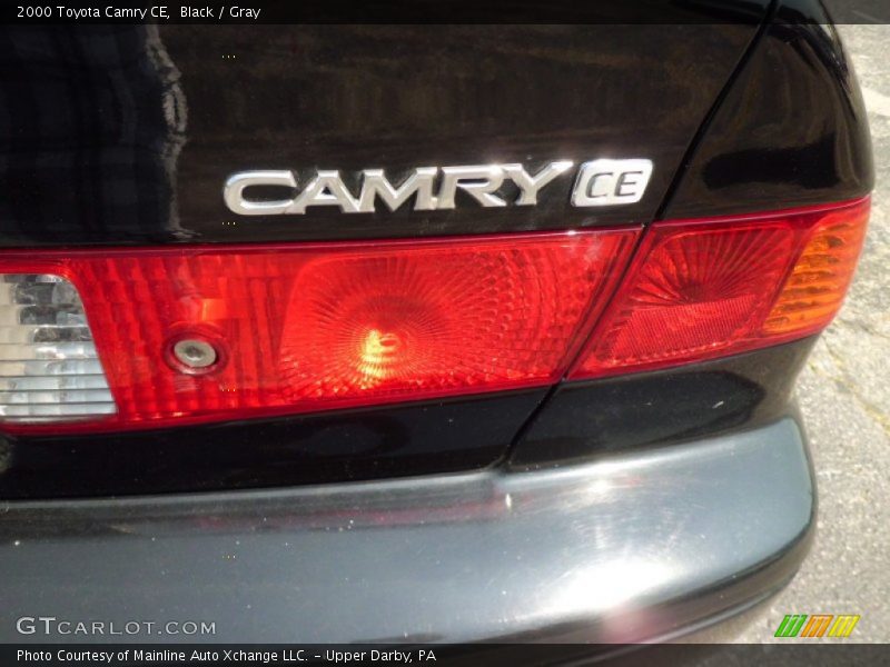 Black / Gray 2000 Toyota Camry CE