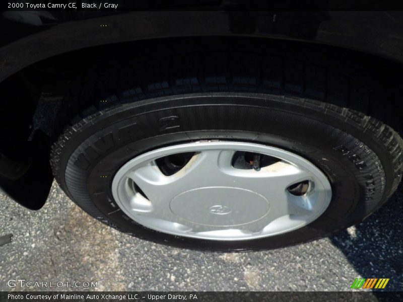 Black / Gray 2000 Toyota Camry CE