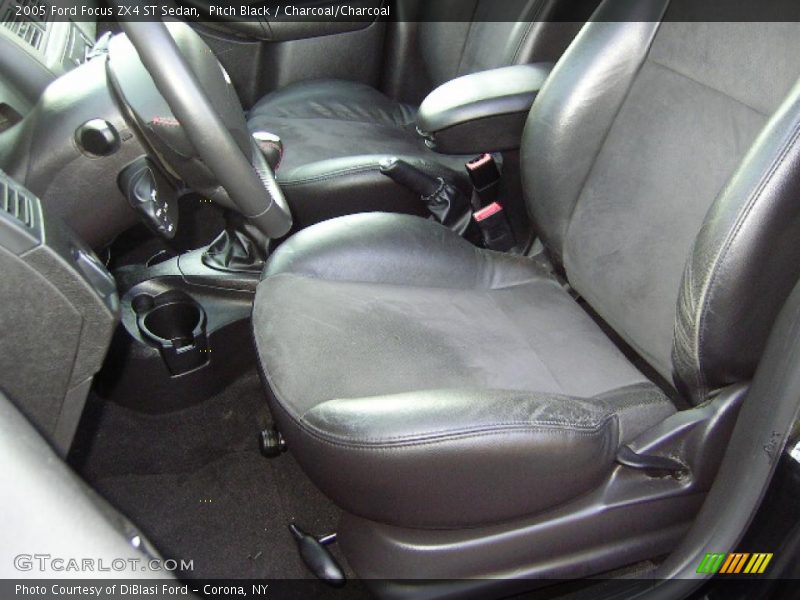 Pitch Black / Charcoal/Charcoal 2005 Ford Focus ZX4 ST Sedan