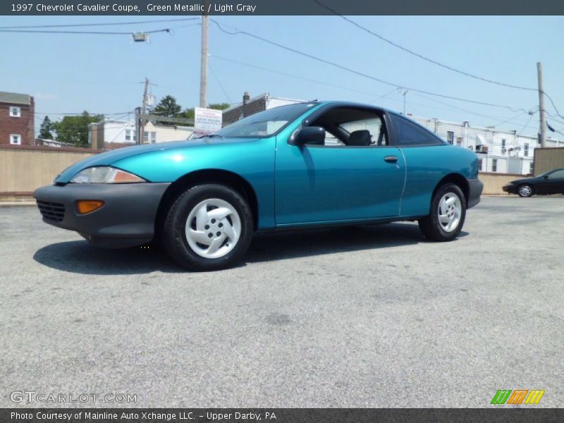 Green Metallic / Light Gray 1997 Chevrolet Cavalier Coupe