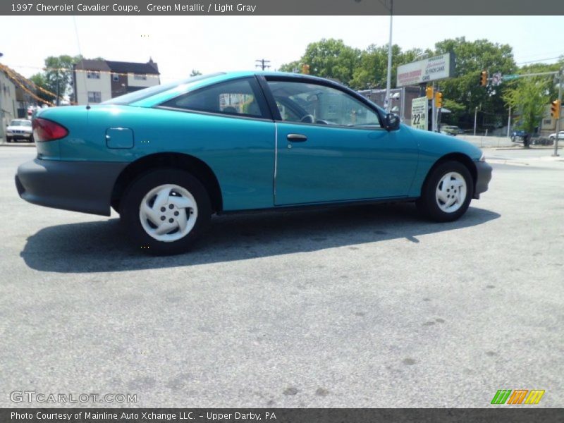 Green Metallic / Light Gray 1997 Chevrolet Cavalier Coupe
