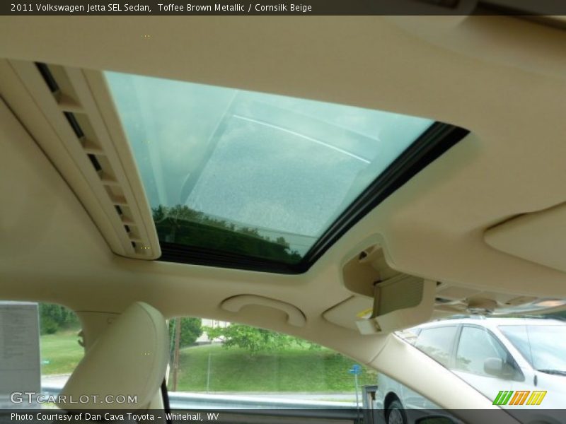 Toffee Brown Metallic / Cornsilk Beige 2011 Volkswagen Jetta SEL Sedan