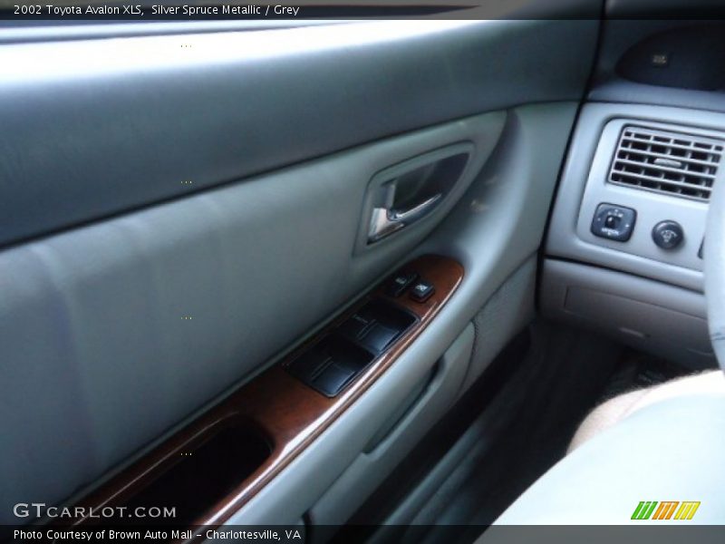 Silver Spruce Metallic / Grey 2002 Toyota Avalon XLS