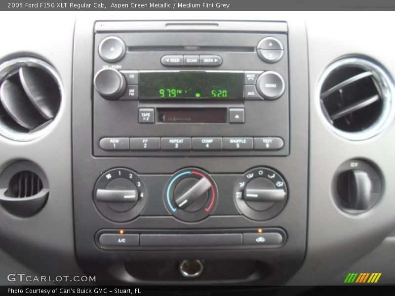 Aspen Green Metallic / Medium Flint Grey 2005 Ford F150 XLT Regular Cab