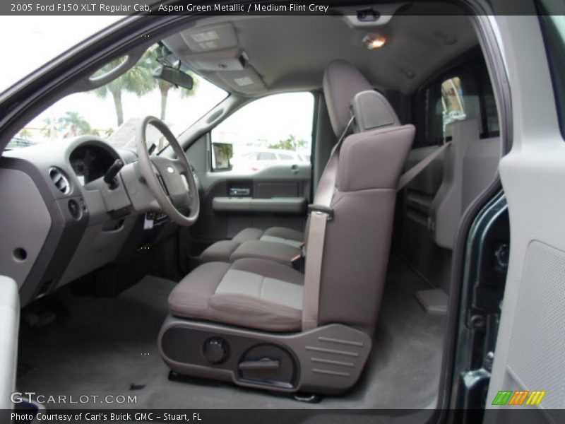 Aspen Green Metallic / Medium Flint Grey 2005 Ford F150 XLT Regular Cab