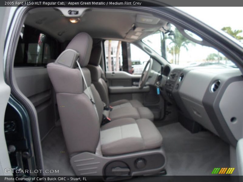 Aspen Green Metallic / Medium Flint Grey 2005 Ford F150 XLT Regular Cab