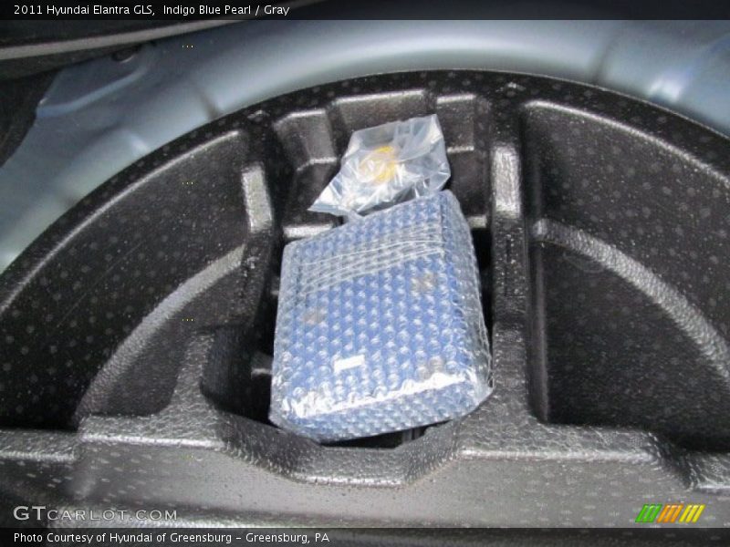 Indigo Blue Pearl / Gray 2011 Hyundai Elantra GLS