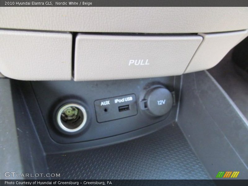 Nordic White / Beige 2010 Hyundai Elantra GLS