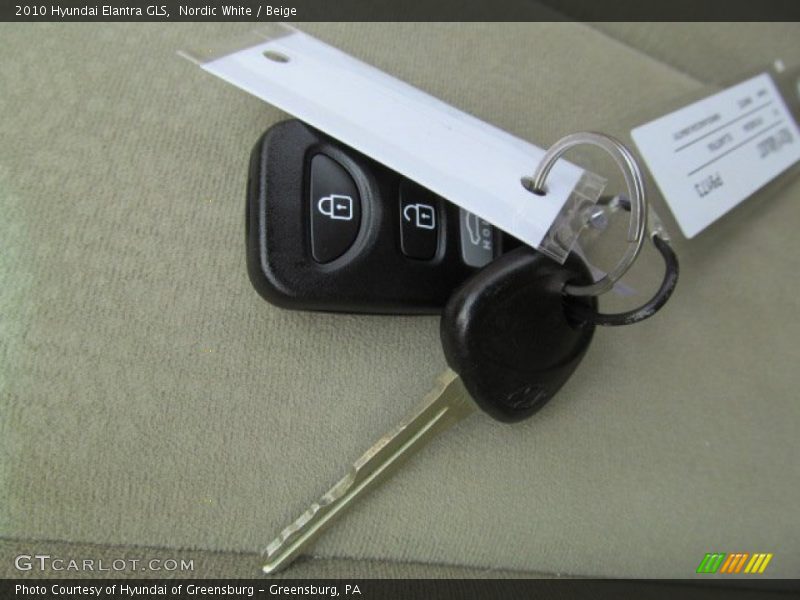 Nordic White / Beige 2010 Hyundai Elantra GLS