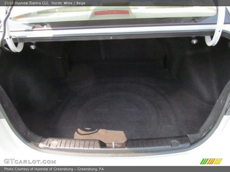 Nordic White / Beige 2010 Hyundai Elantra GLS