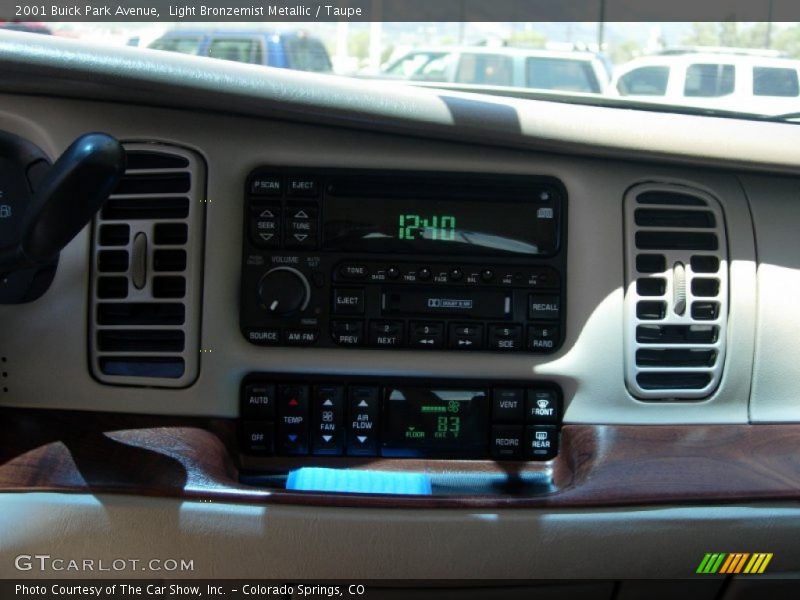 Light Bronzemist Metallic / Taupe 2001 Buick Park Avenue
