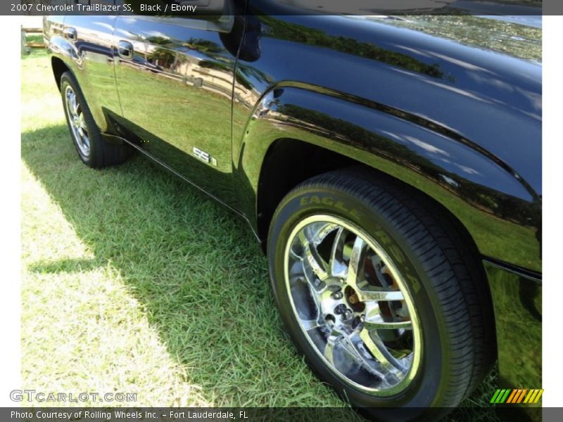 Black / Ebony 2007 Chevrolet TrailBlazer SS