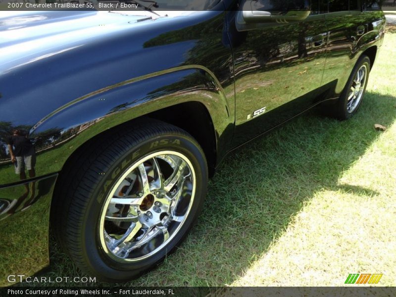 Black / Ebony 2007 Chevrolet TrailBlazer SS