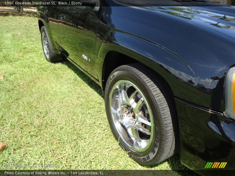 Black / Ebony 2007 Chevrolet TrailBlazer SS