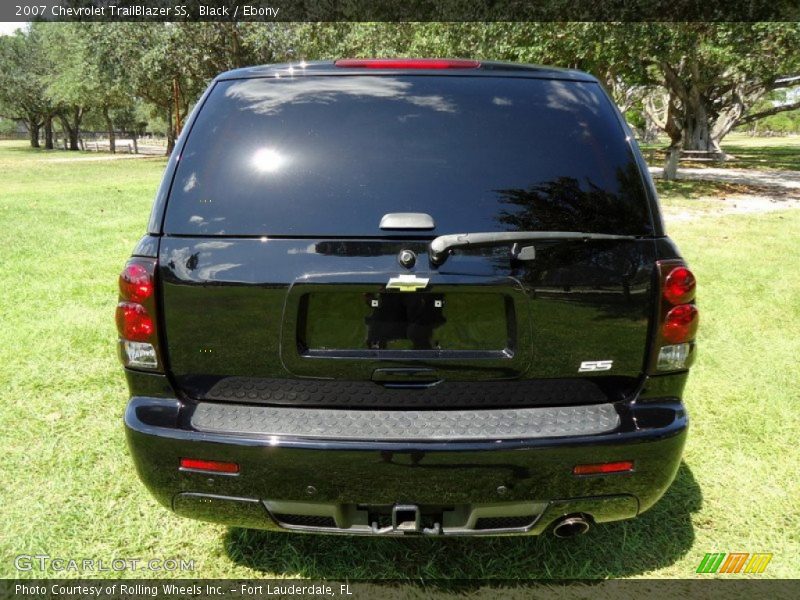 Black / Ebony 2007 Chevrolet TrailBlazer SS