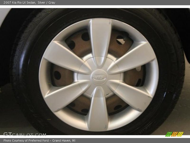 Silver / Gray 2007 Kia Rio LX Sedan
