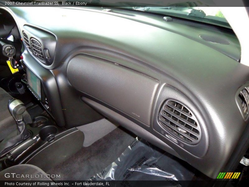 Black / Ebony 2007 Chevrolet TrailBlazer SS