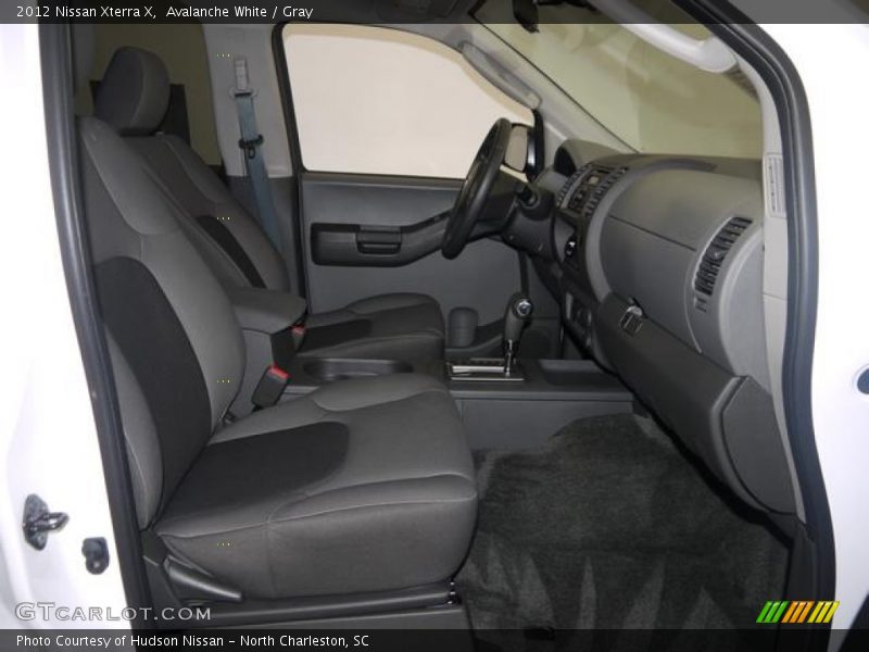 Avalanche White / Gray 2012 Nissan Xterra X