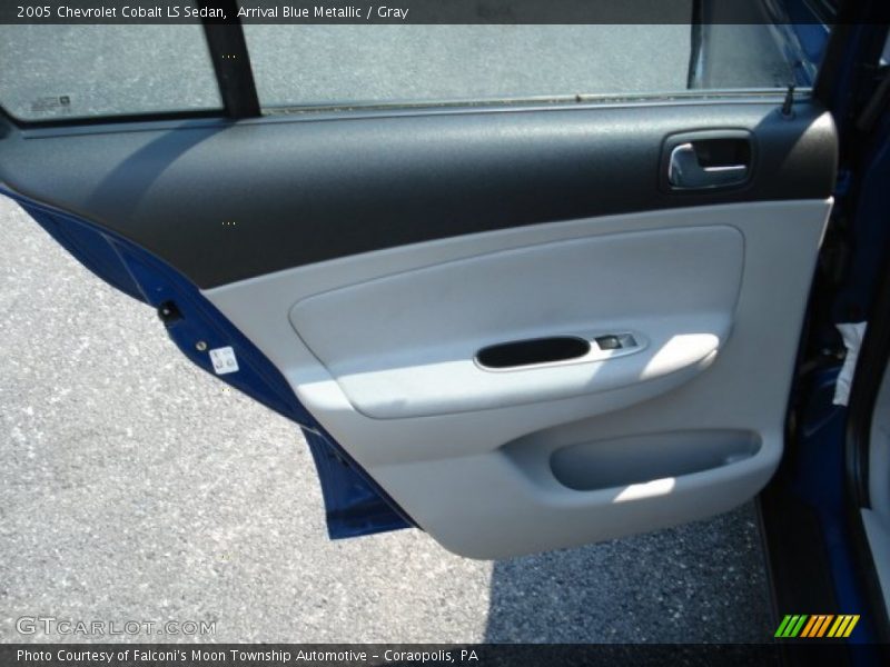 Arrival Blue Metallic / Gray 2005 Chevrolet Cobalt LS Sedan