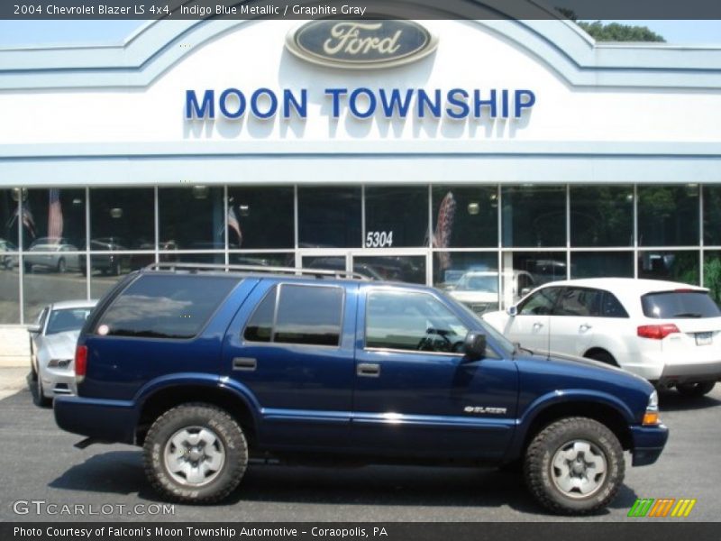 Indigo Blue Metallic / Graphite Gray 2004 Chevrolet Blazer LS 4x4