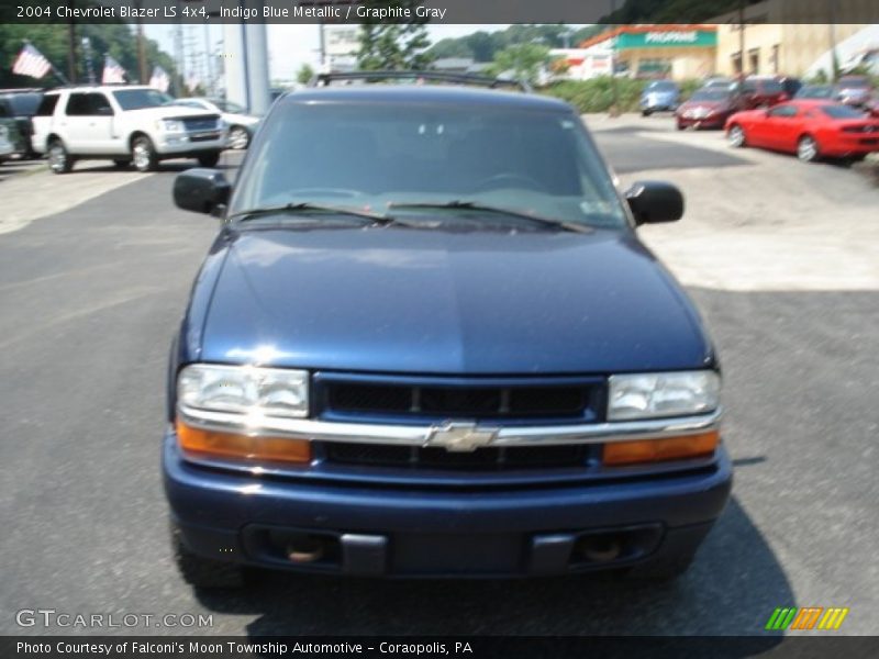 Indigo Blue Metallic / Graphite Gray 2004 Chevrolet Blazer LS 4x4