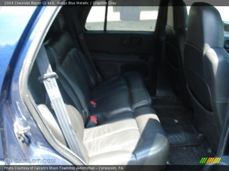 Indigo Blue Metallic / Graphite Gray 2004 Chevrolet Blazer LS 4x4