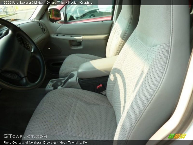 Oxford White / Medium Graphite 2000 Ford Explorer XLS 4x4