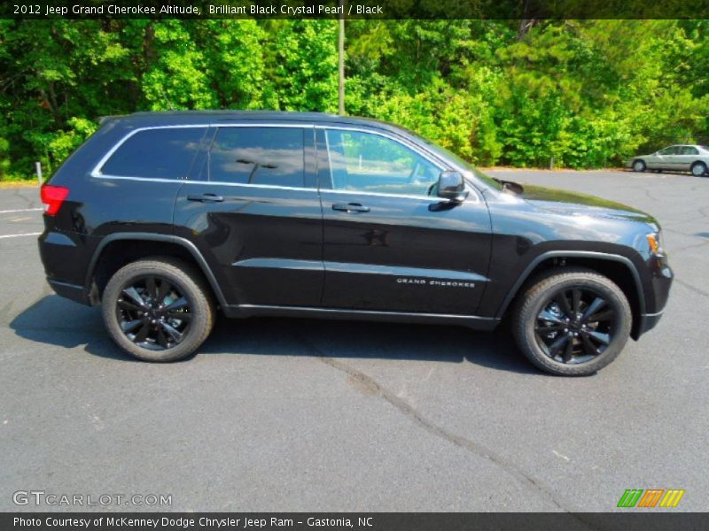  2012 Grand Cherokee Altitude Brilliant Black Crystal Pearl