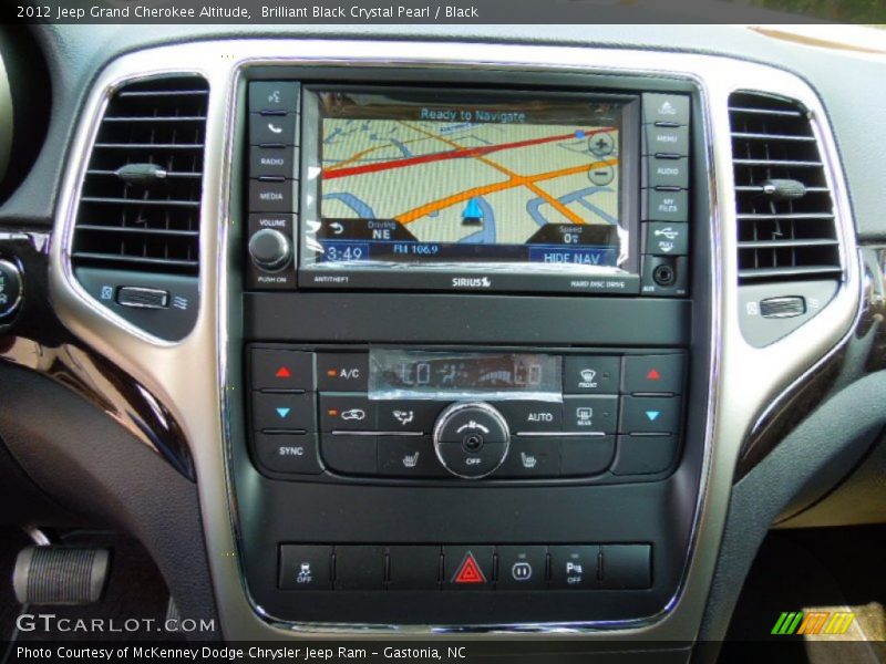 Navigation of 2012 Grand Cherokee Altitude