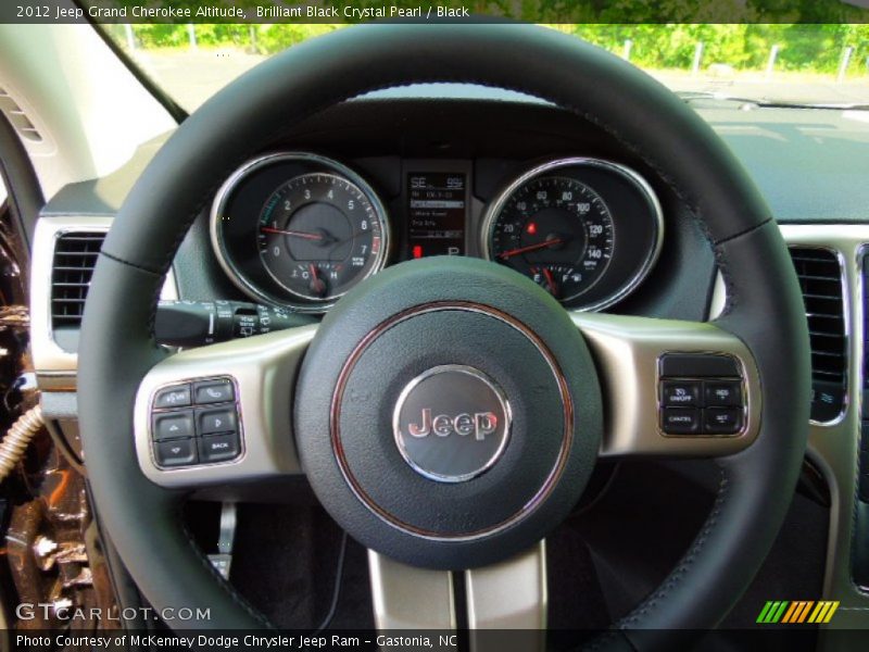 Brilliant Black Crystal Pearl / Black 2012 Jeep Grand Cherokee Altitude
