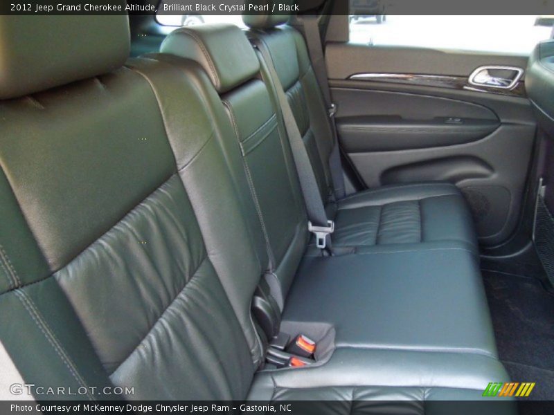 Brilliant Black Crystal Pearl / Black 2012 Jeep Grand Cherokee Altitude