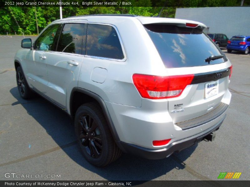 Bright Silver Metallic / Black 2012 Jeep Grand Cherokee Altitude 4x4