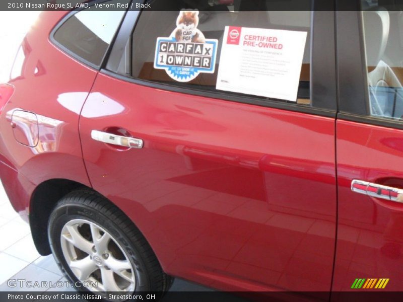 Venom Red / Black 2010 Nissan Rogue SL AWD