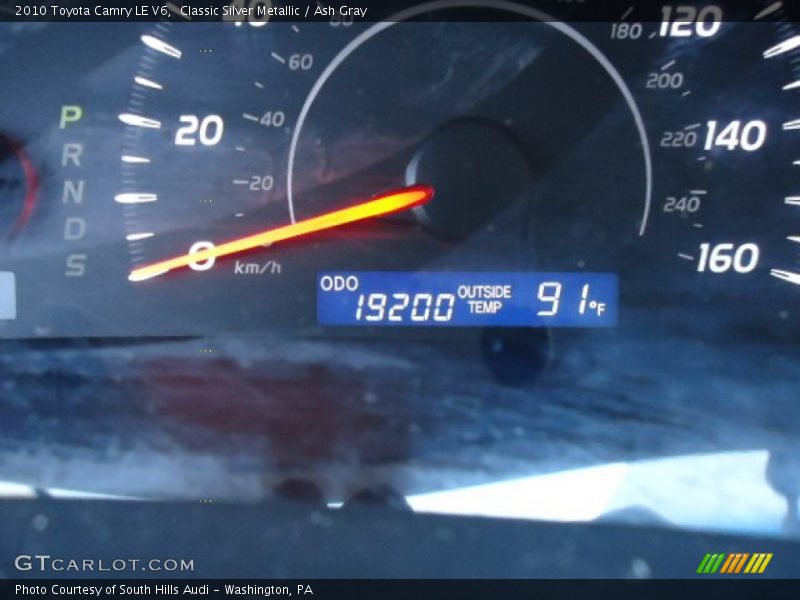 Classic Silver Metallic / Ash Gray 2010 Toyota Camry LE V6