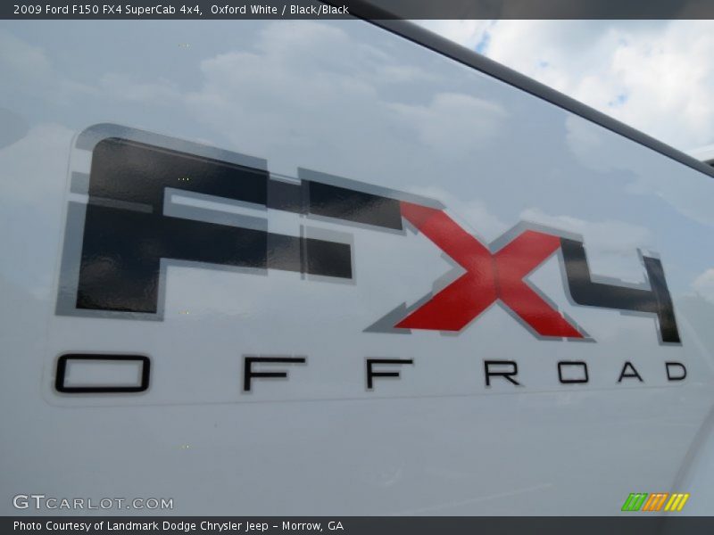 Oxford White / Black/Black 2009 Ford F150 FX4 SuperCab 4x4
